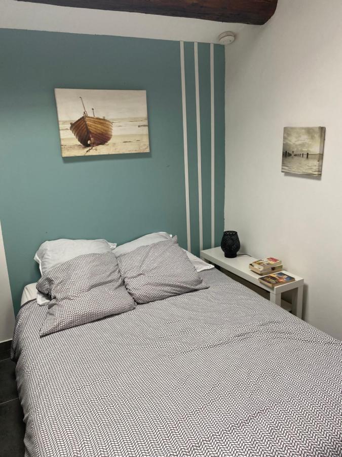 Studio Cosy 5 Mn De La Gare 10 Mn Des Plages سُت المظهر الخارجي الصورة
